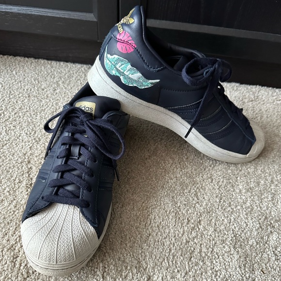 Adidas Superstar Legend Ink navy flower shoes. US 9.5 - Picture 2 of 8
